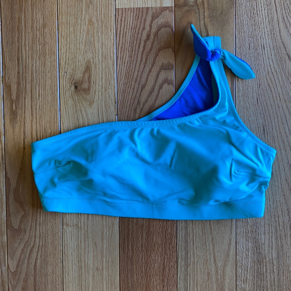 NWOT Old Navy One Shoulder Swim top